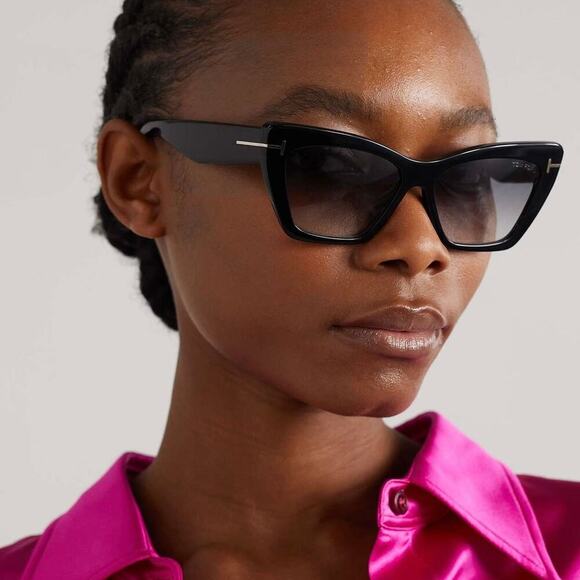 New, TOM FORD Wyatt Sunglasses TF871 01B Authentic - Picture 1 of 12